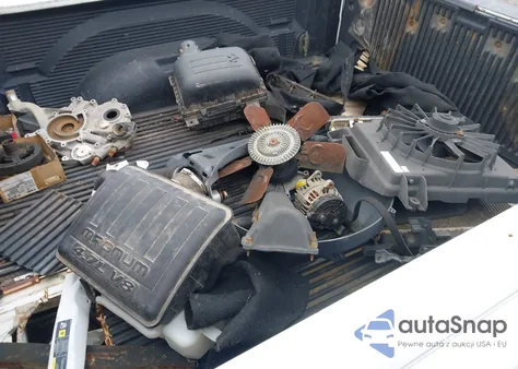 2006 Dodge Ram 1500 Slt z USA, uszkodzony, nr VIN 1D7HA18NX6S521588